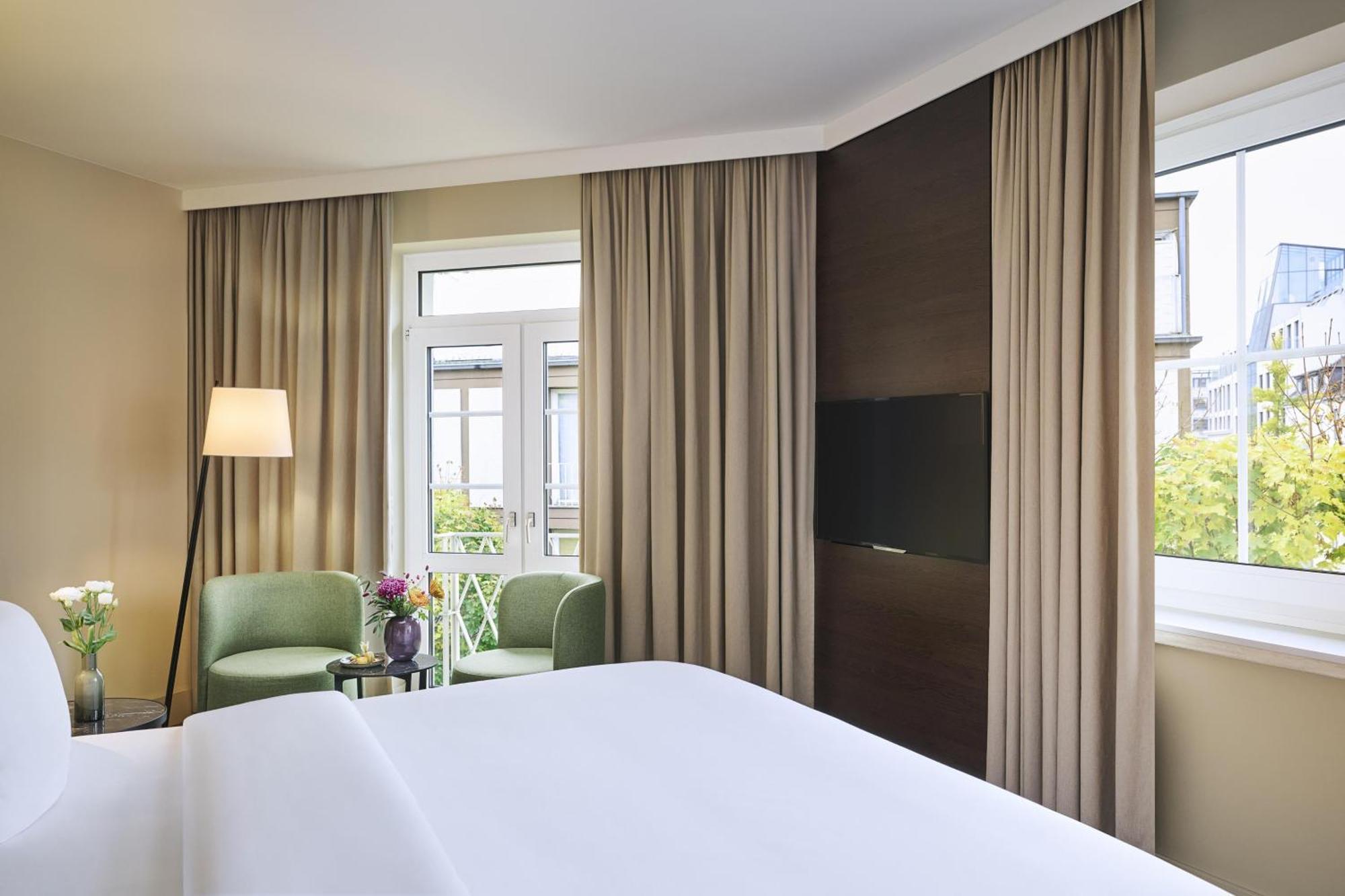 Superior Twin Room,1742595346:JPEG