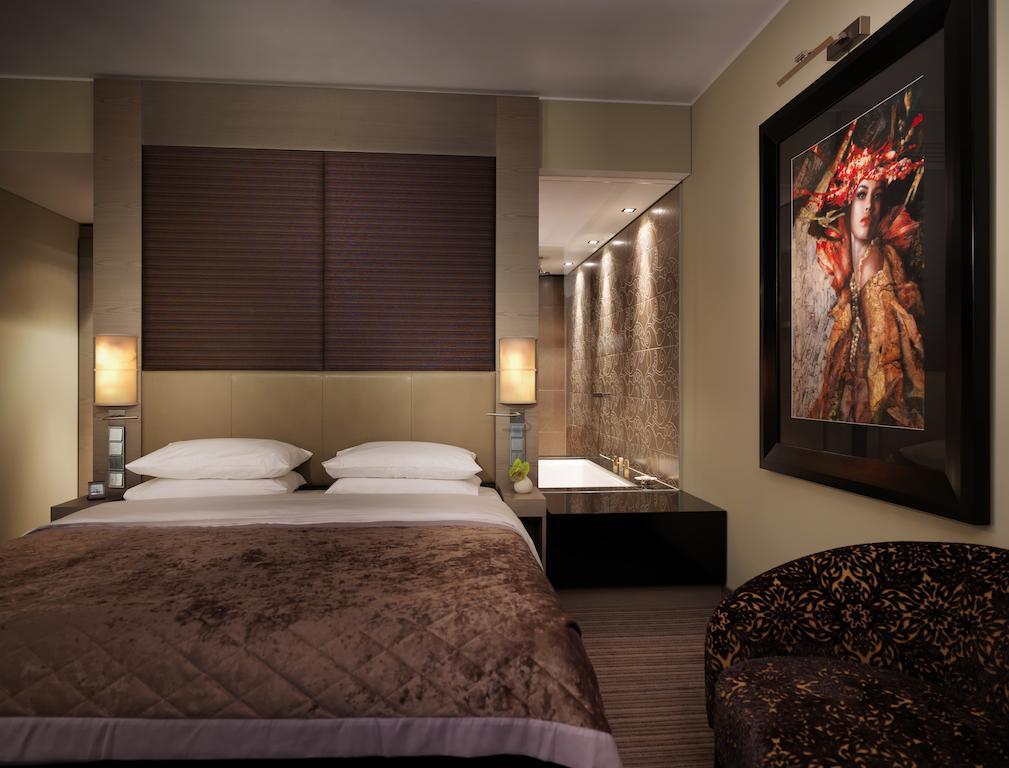 King Room Harbour View,669855768:JPEG