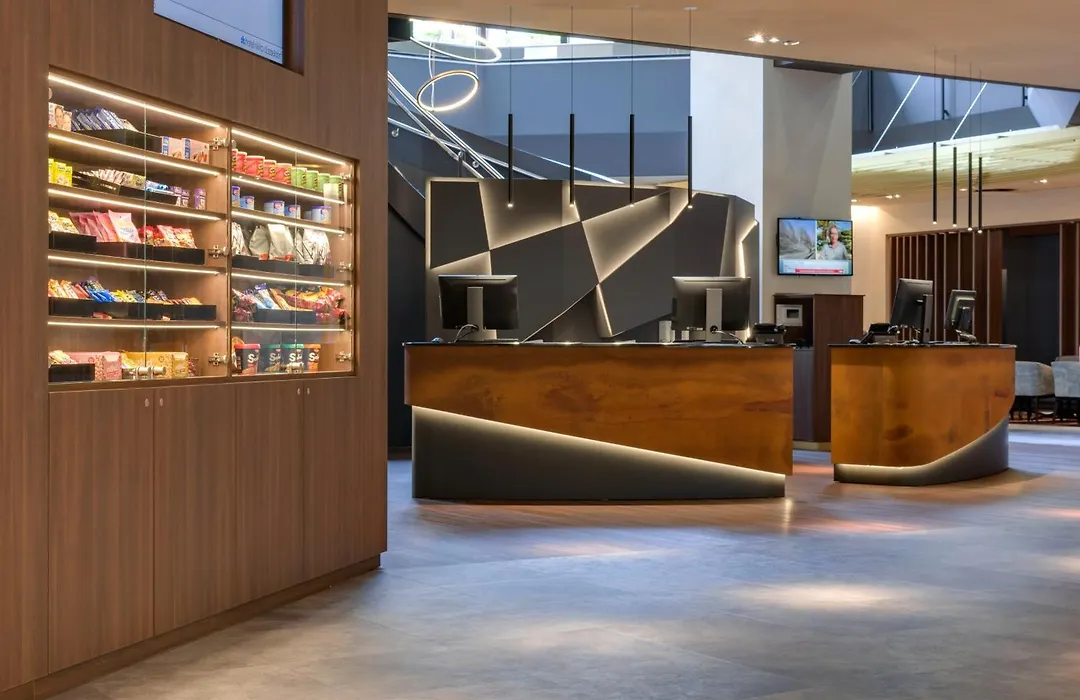 Clayton Hotel Duesseldorf City Centre-1