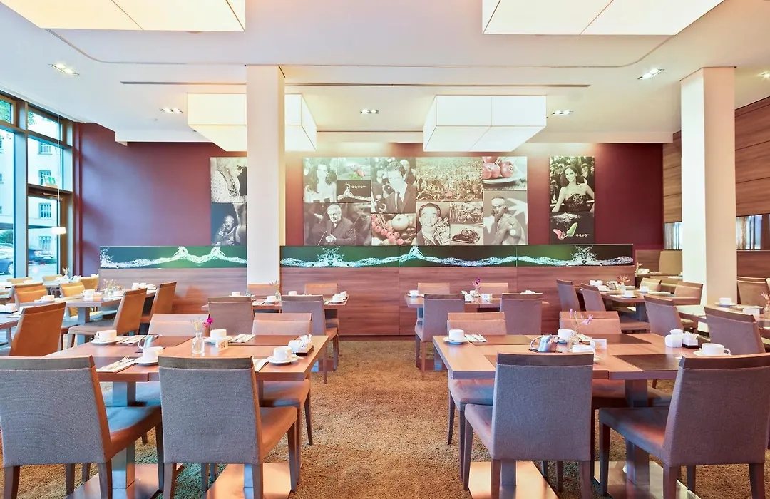 Melia Dusseldorf-1