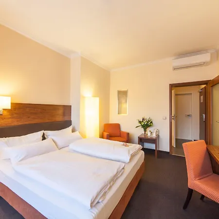 Hotel Flora Duesseldorf-2