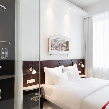 Ruby Leni Hotel Dusseldorf By Ihg-2